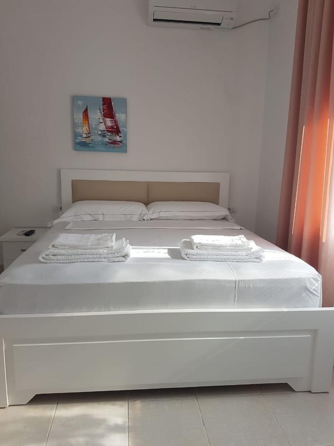 SarandëVila Alikaj公寓 外观 照片